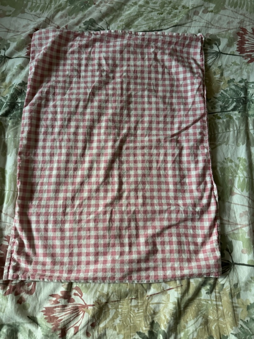 H&M Pink and White Gingham Standard  Envelope enclosure Pillow Case